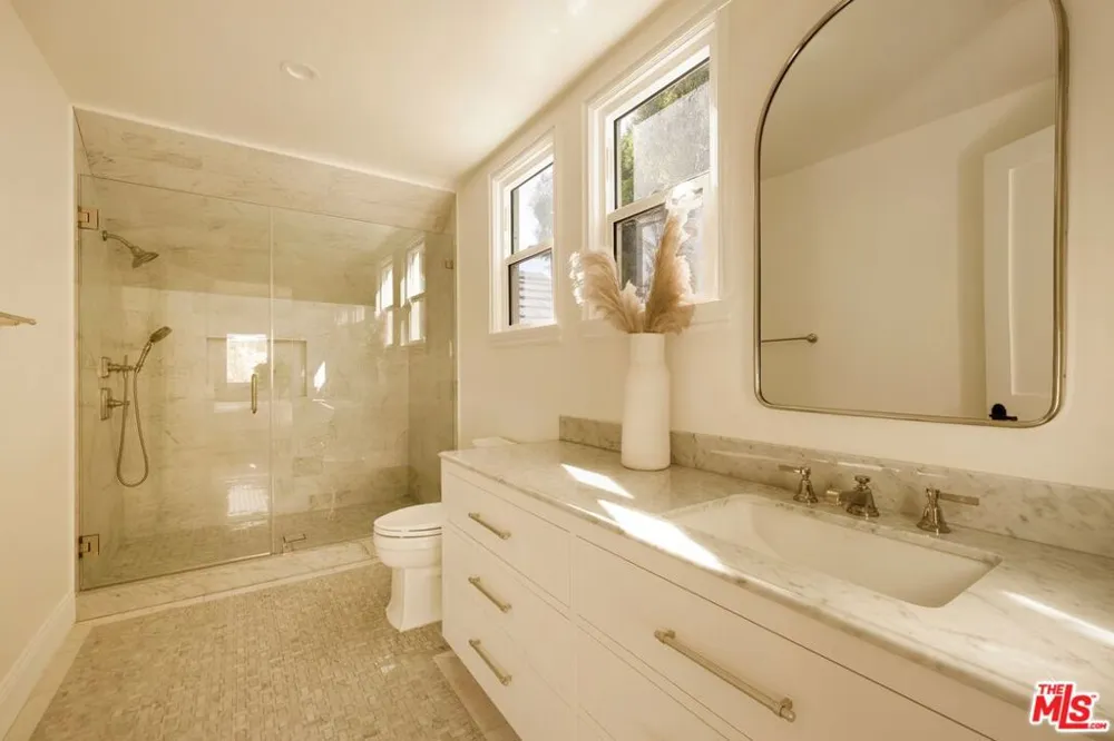 9105 Cordell Drive Los Angeles, CA 90069