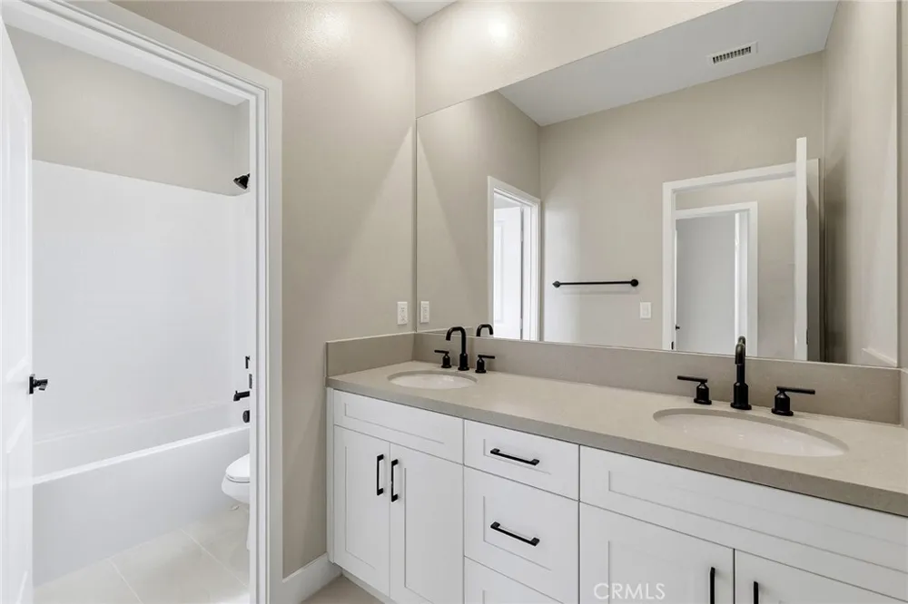 16049 Willows Court Whittier, CA 90604