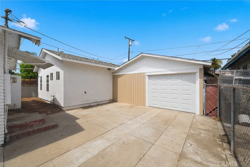 755 E Monterey Avenue Pomona, CA 91767