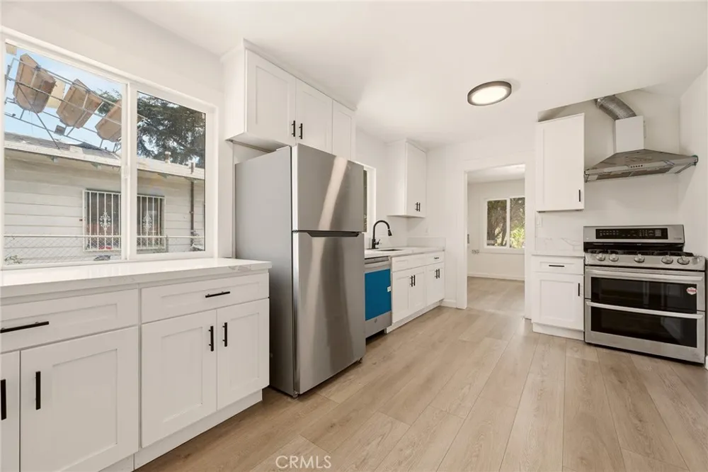 755 E Monterey Avenue Pomona, CA 91767