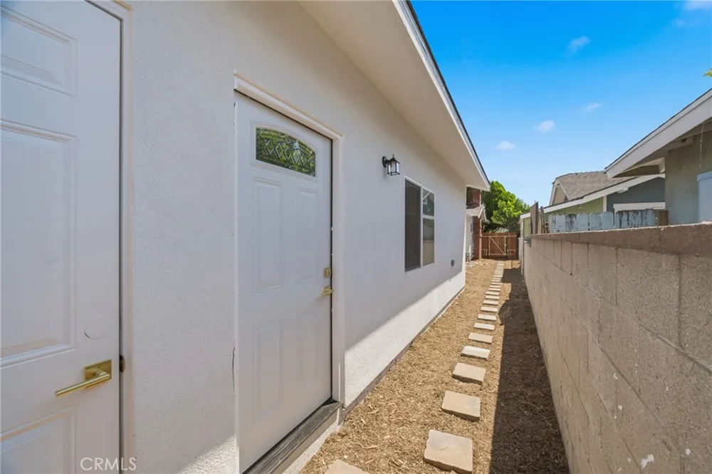 755 E Monterey Avenue Pomona, CA 91767