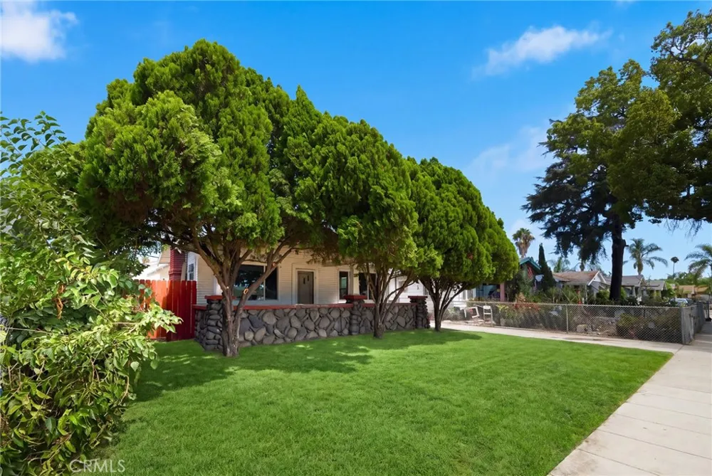 755 E Monterey Avenue Pomona, CA 91767