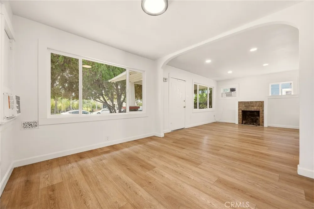755 E Monterey Avenue Pomona, CA 91767