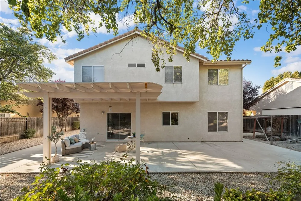 1007 Running Stag Paso Robles, CA 93446