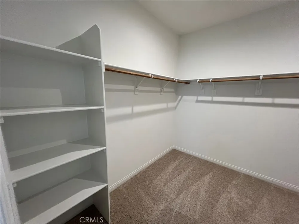 4130 Pioneer Lake Elsinore, CA 92530