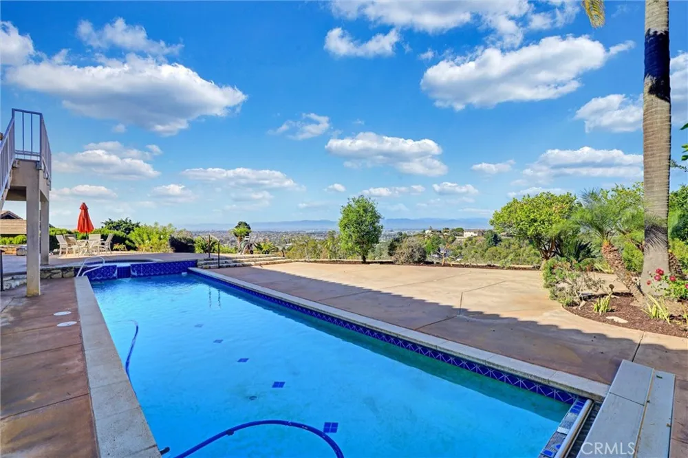 28 Montecillo Drive Rolling Hills Estates, CA 90274