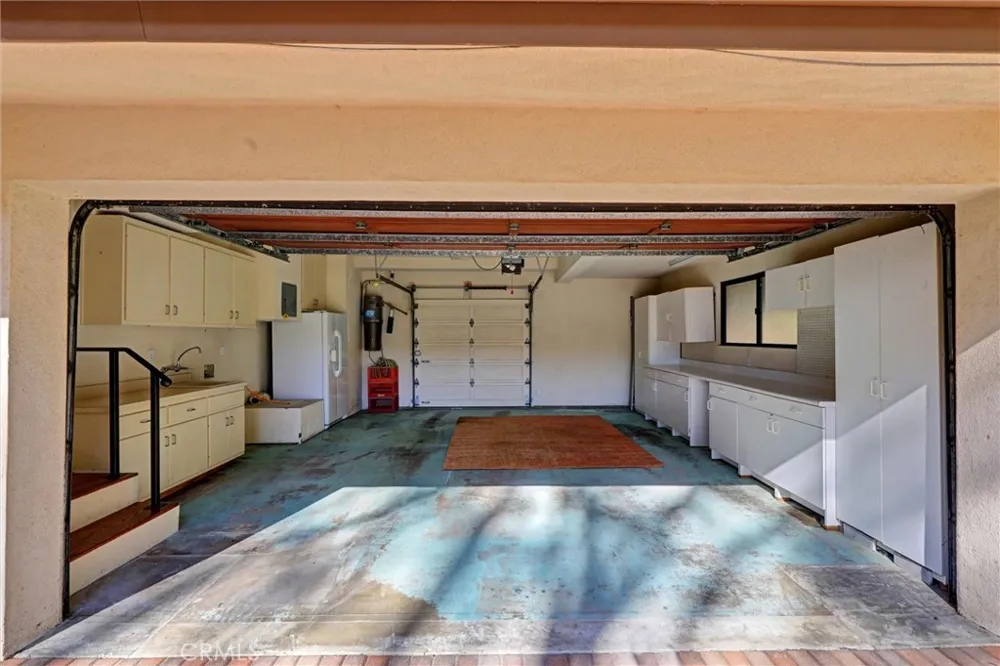 28 Montecillo Drive Rolling Hills Estates, CA 90274
