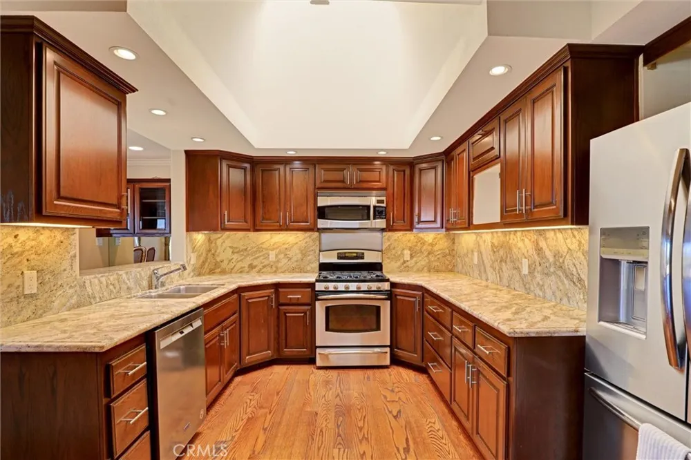28 Montecillo Drive Rolling Hills Estates, CA 90274