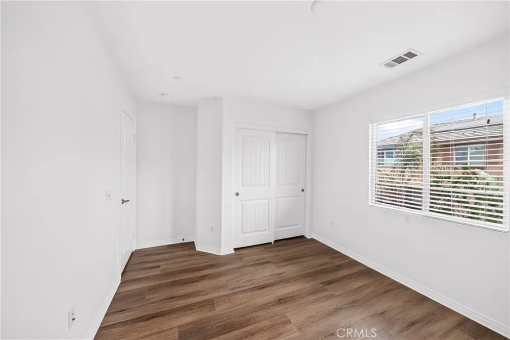 7989 Licorice Fontana, CA 92336