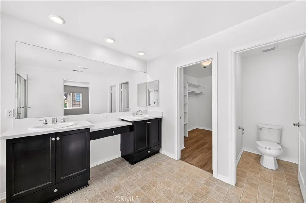 7989 Licorice Fontana, CA 92336