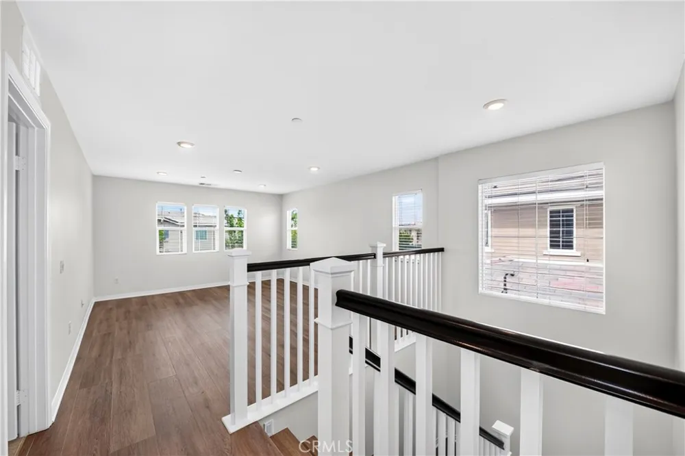 7989 Licorice Fontana, CA 92336