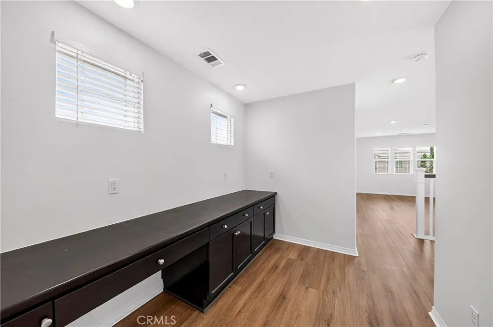 7989 Licorice Fontana, CA 92336