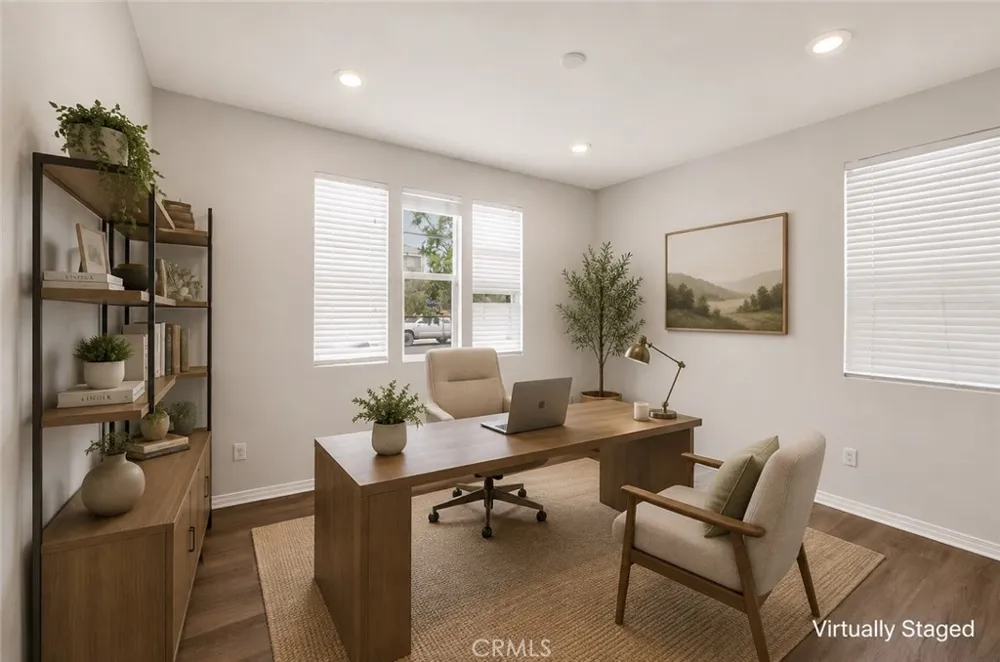 7989 Licorice Fontana, CA 92336