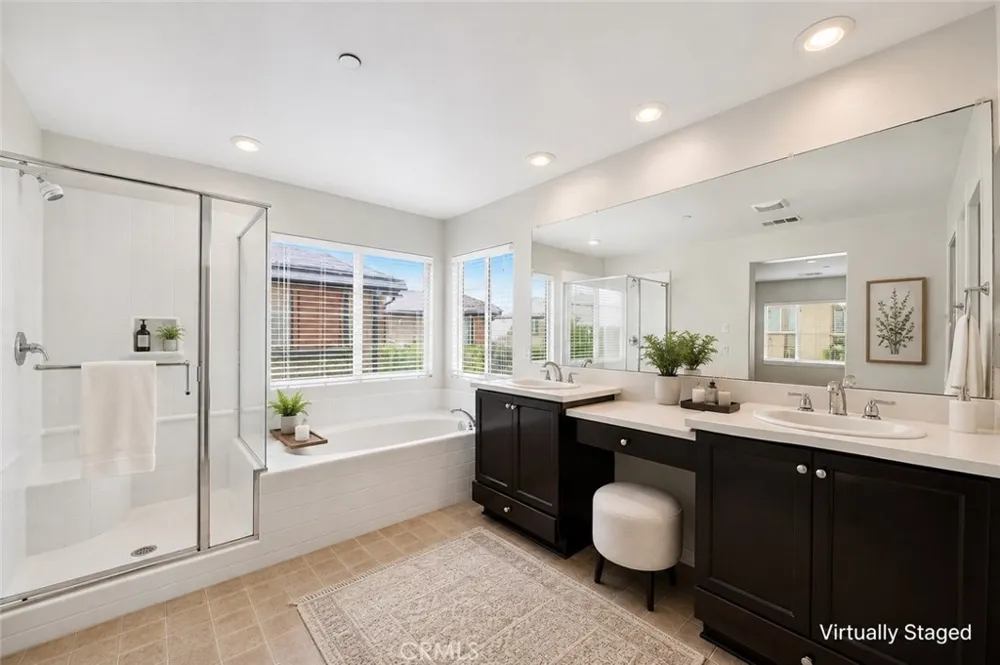 7989 Licorice Fontana, CA 92336