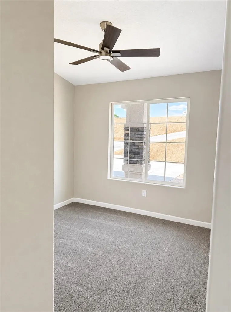 10955 E AVENUE Hesperia, CA 92345