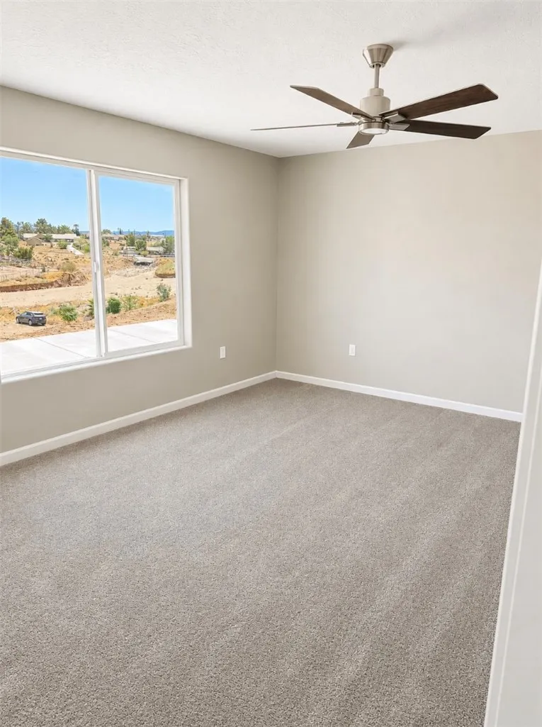 10955 E AVENUE Hesperia, CA 92345
