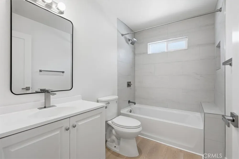 16402 San Jacinto Fountain Valley, CA 92708