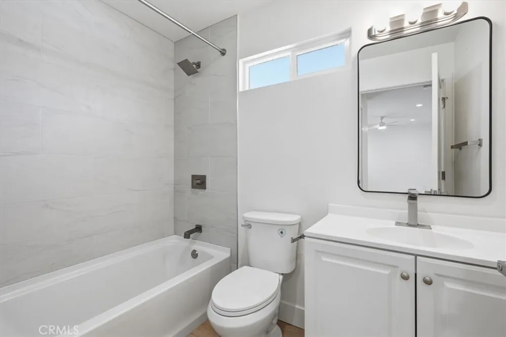 16402 San Jacinto Fountain Valley, CA 92708