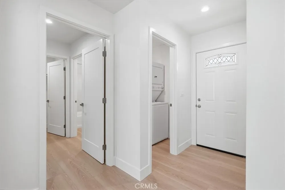 16402 San Jacinto Fountain Valley, CA 92708