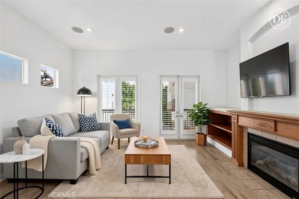 12914 Agustin Place Playa Vista, CA 90094
