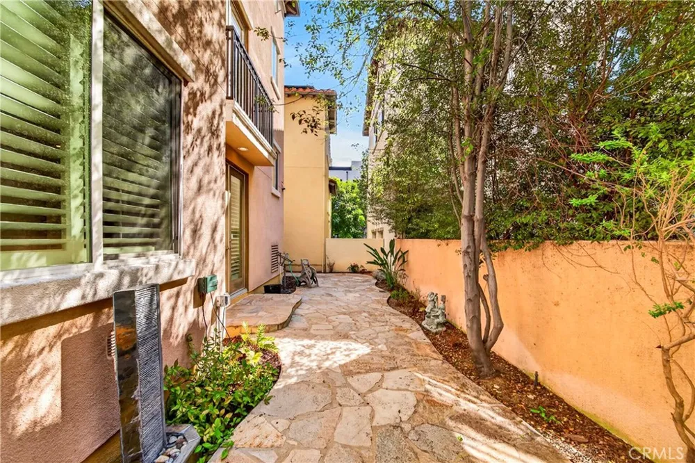 12914 Agustin Place Playa Vista, CA 90094