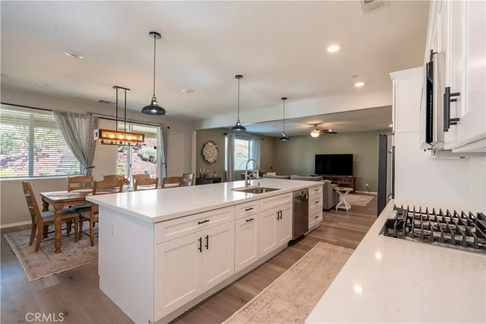 24560 Teakwood Court Wildomar, CA 92595