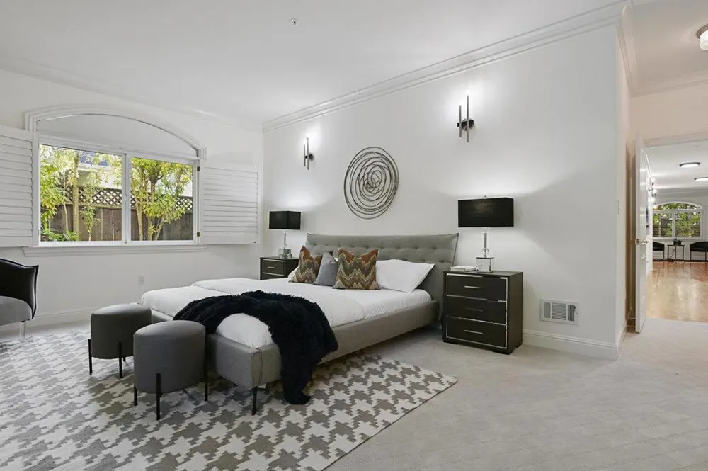 1520 Floribunda Avenue #101 Burlingame, CA 94010