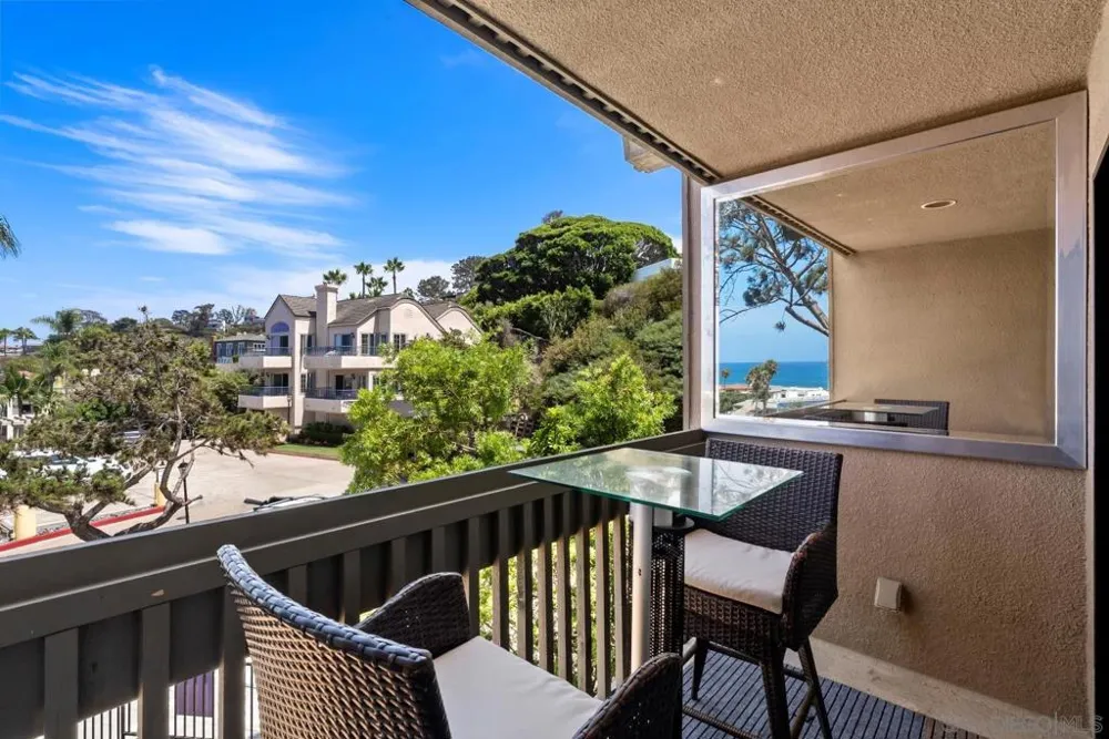 1562 Camino Del Mar #551 Del Mar, CA 92014