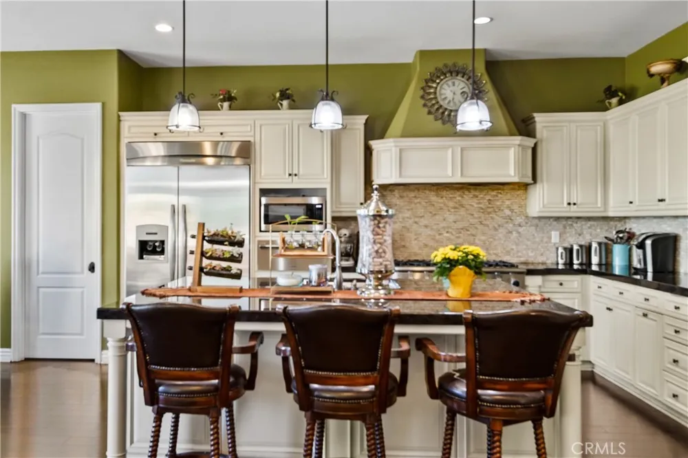13761 Breeders Cup Drive Rancho Cucamonga, CA 91739
