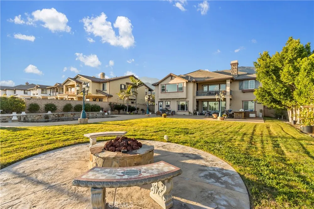 13761 Breeders Cup Drive Rancho Cucamonga, CA 91739