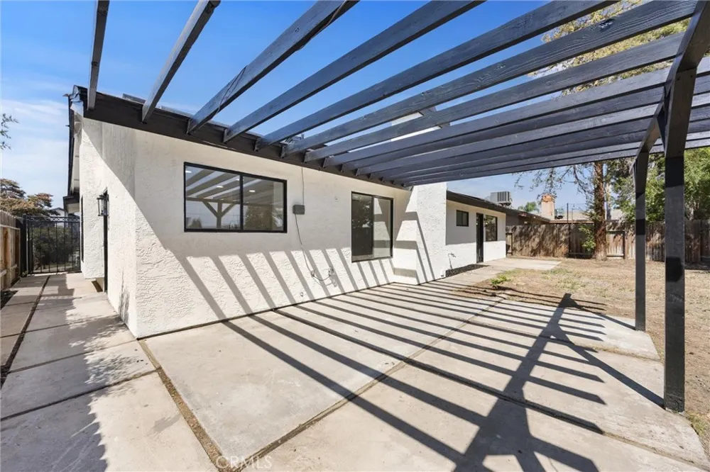 6921 Natchitoches Way Bakersfield, CA 93309