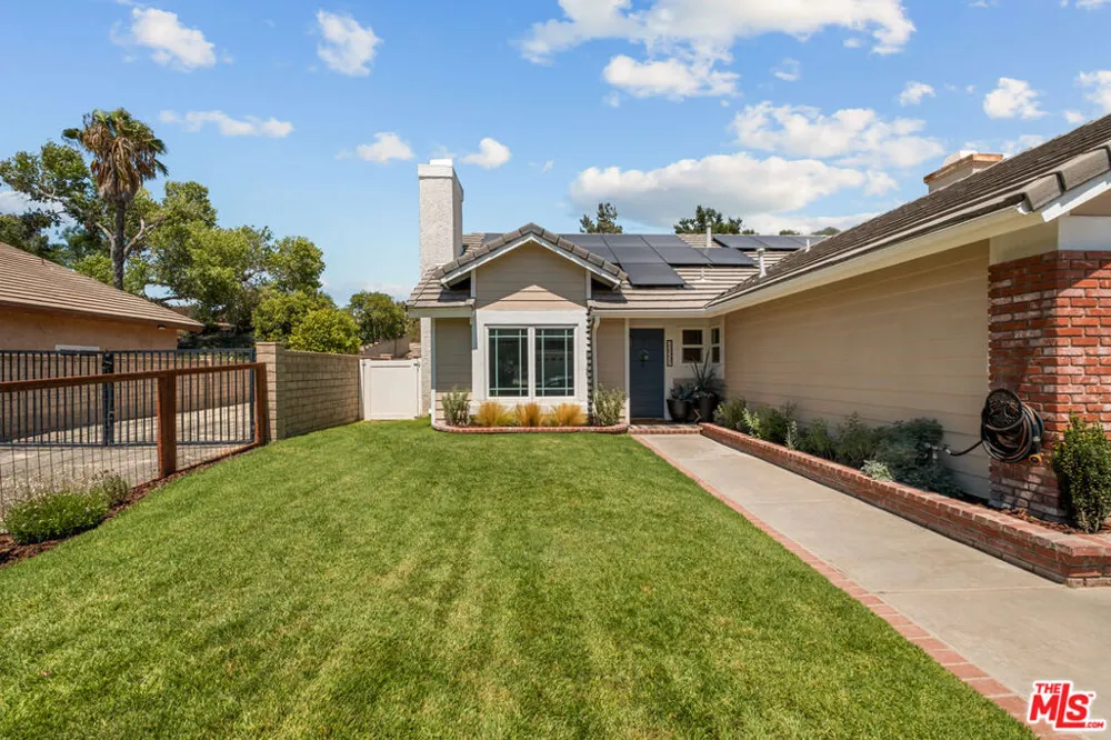 22537 Cardiff Drive Santa Clarita, CA 91350