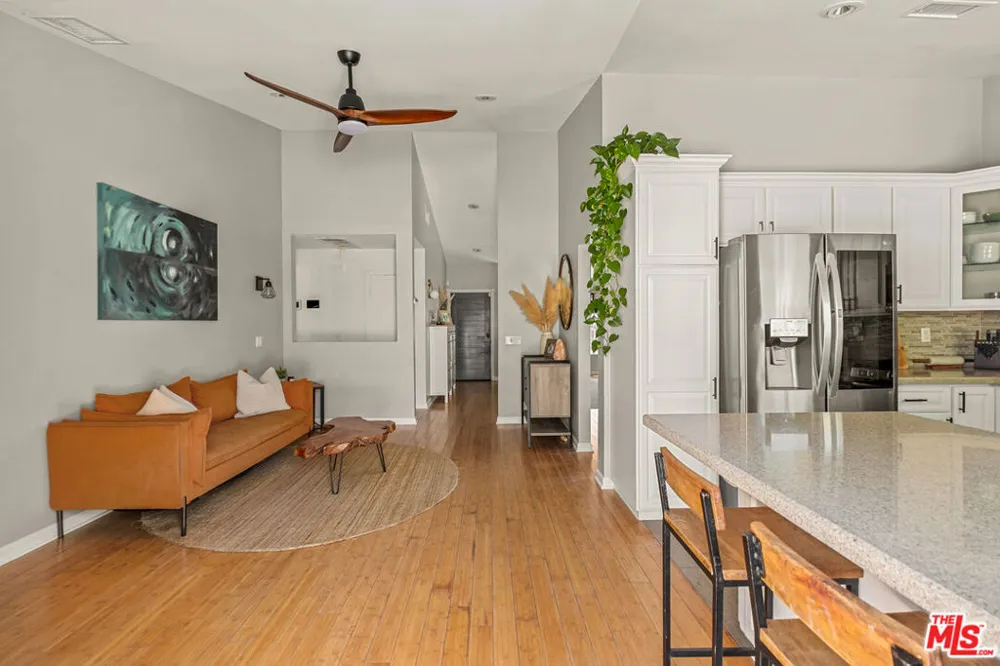 22537 Cardiff Drive Santa Clarita, CA 91350
