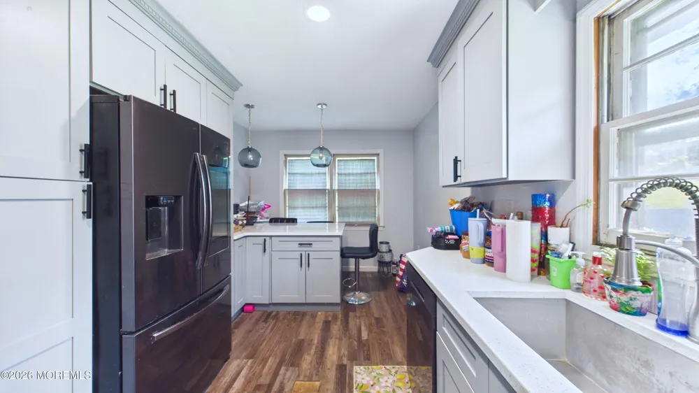 Address Not Shown Parlin, NJ 08859
