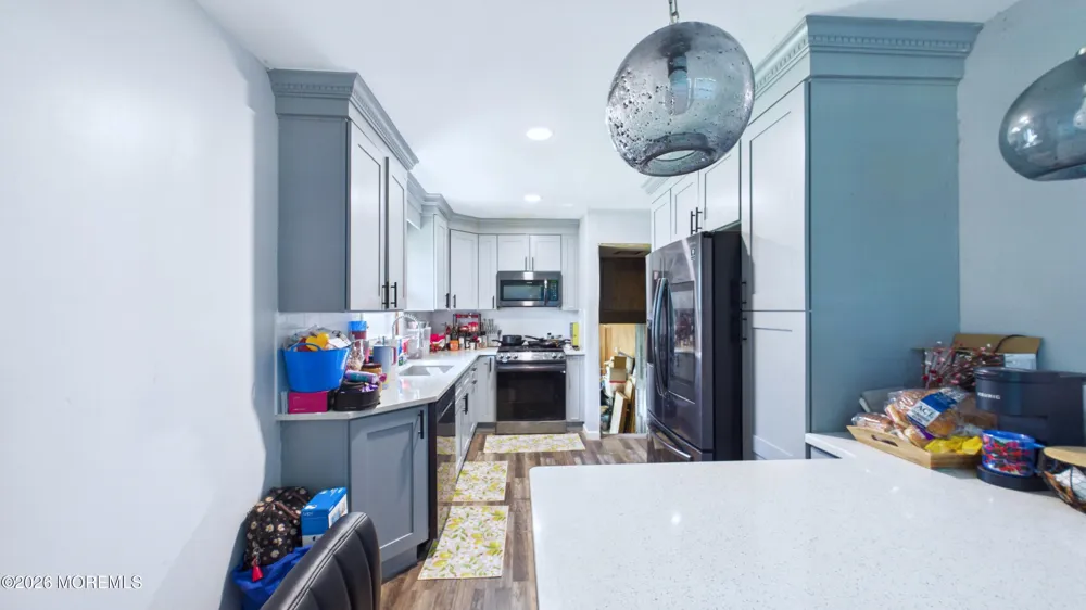 Address Not Shown Parlin, NJ 08859