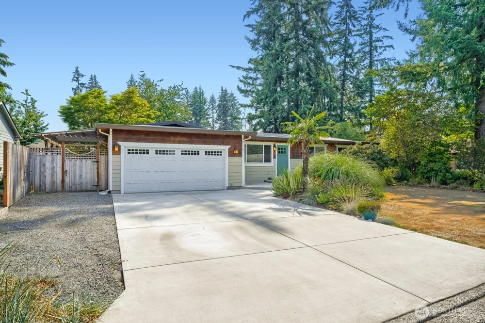 18529 SE 244th Place Covington, WA 98042