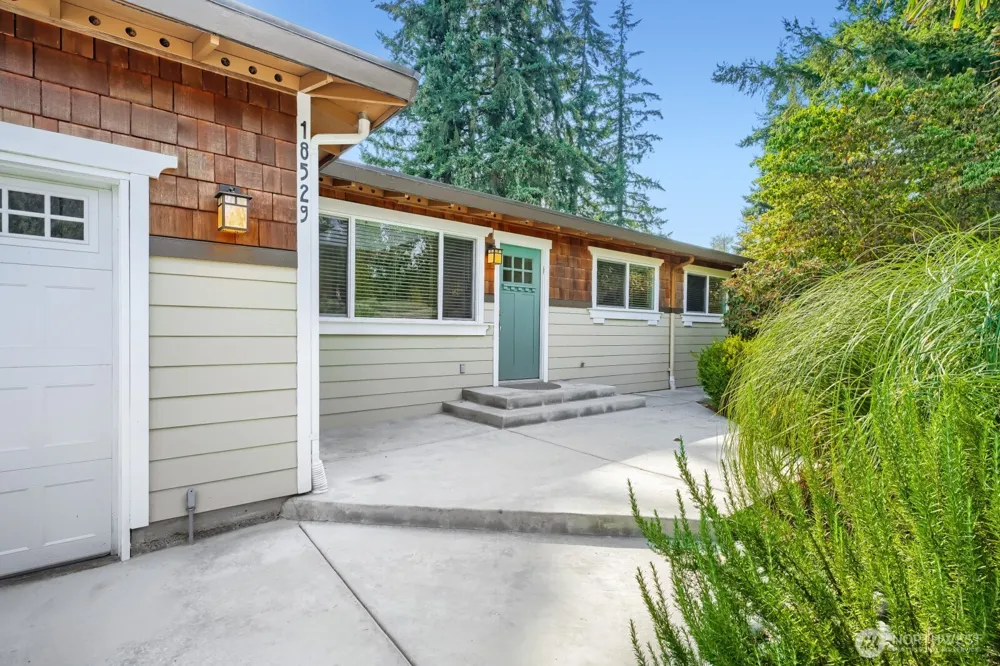 18529 SE 244th Place Covington, WA 98042