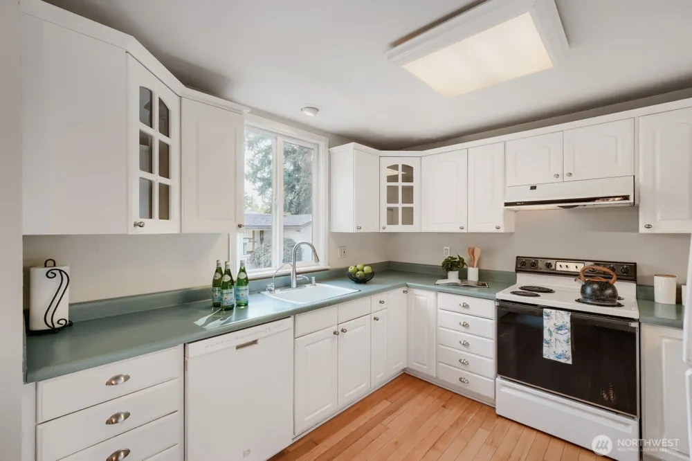 18529 SE 244th Place Covington, WA 98042