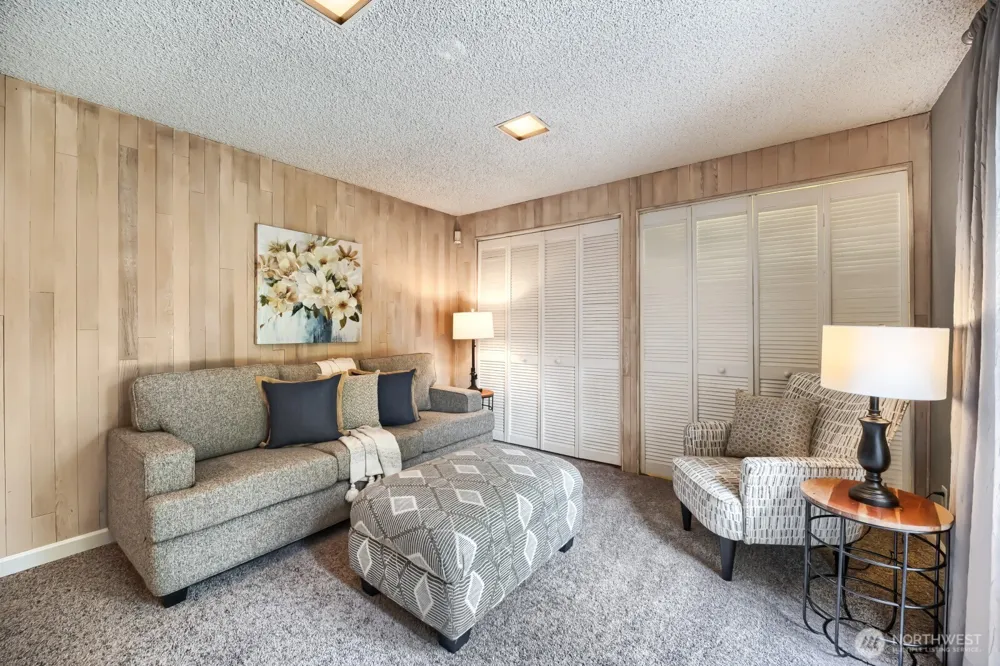 18529 SE 244th Place Covington, WA 98042
