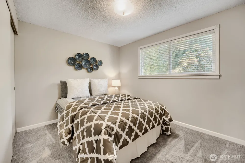 18529 SE 244th Place Covington, WA 98042