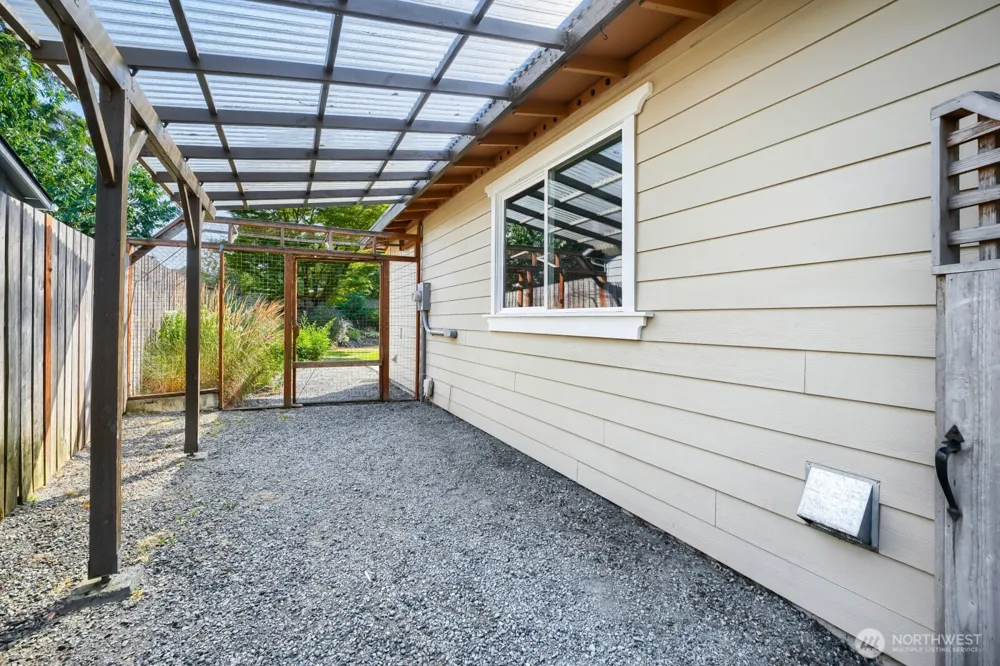18529 SE 244th Place Covington, WA 98042