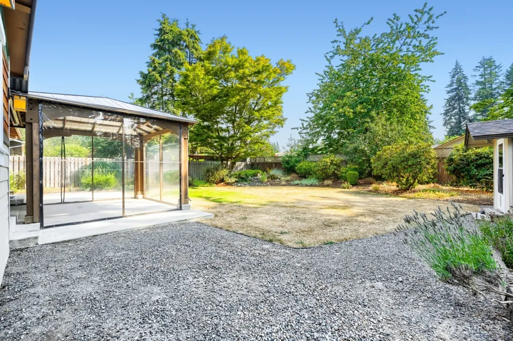 18529 SE 244th Place Covington, WA 98042