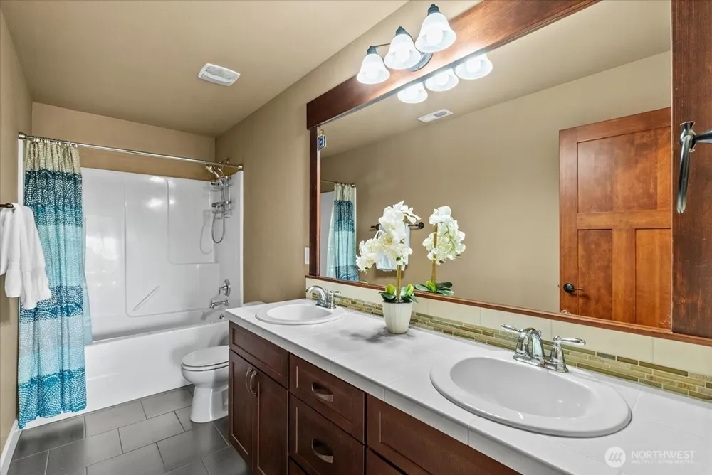 1723 65th Street SE Auburn, WA 98092
