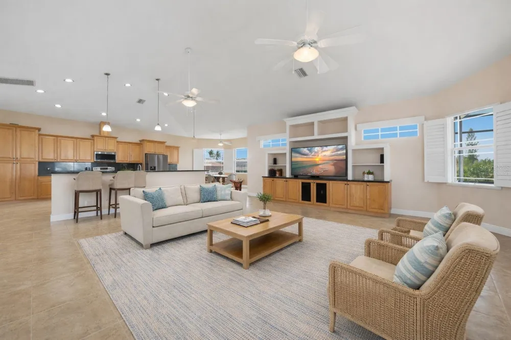 534 CANAL WAY Punta Gorda, FL 33950