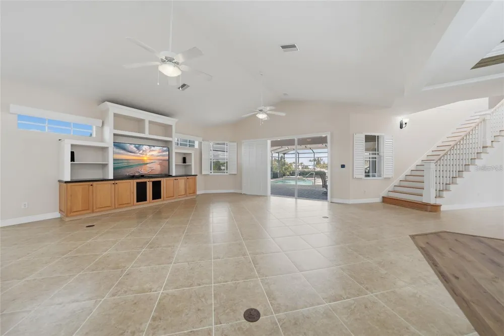 534 CANAL WAY Punta Gorda, FL 33950