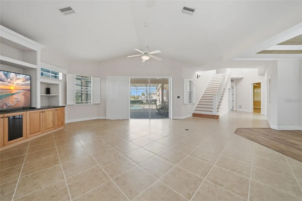 534 CANAL WAY Punta Gorda, FL 33950