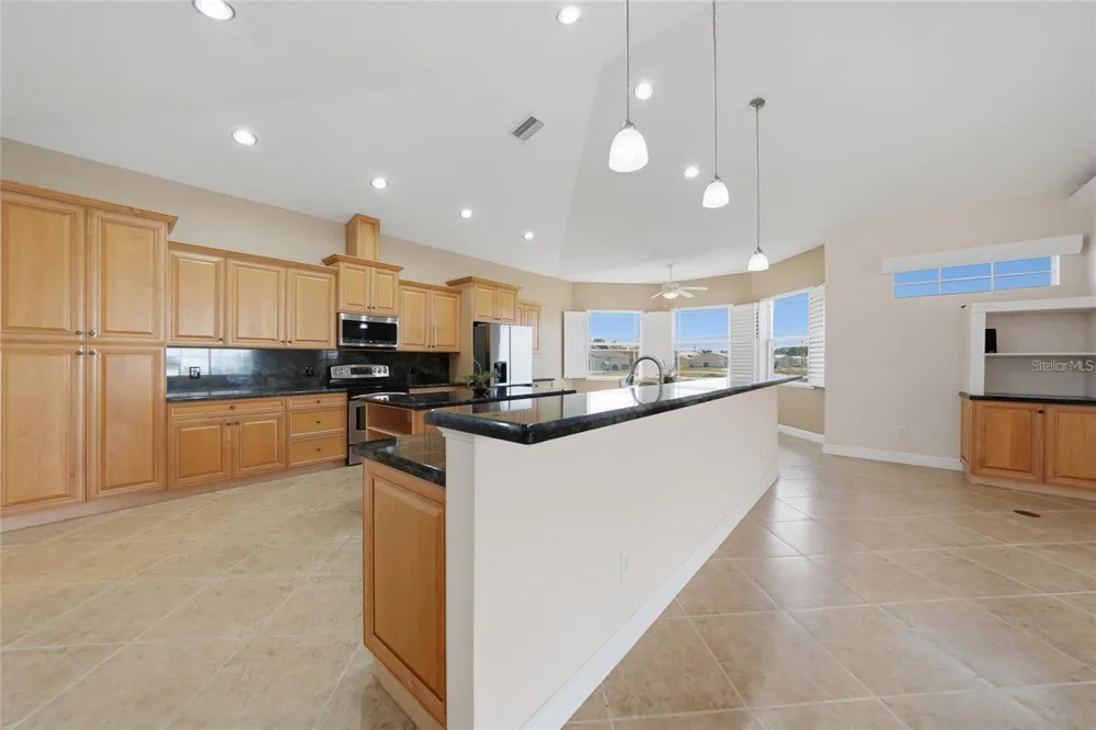 534 CANAL WAY Punta Gorda, FL 33950