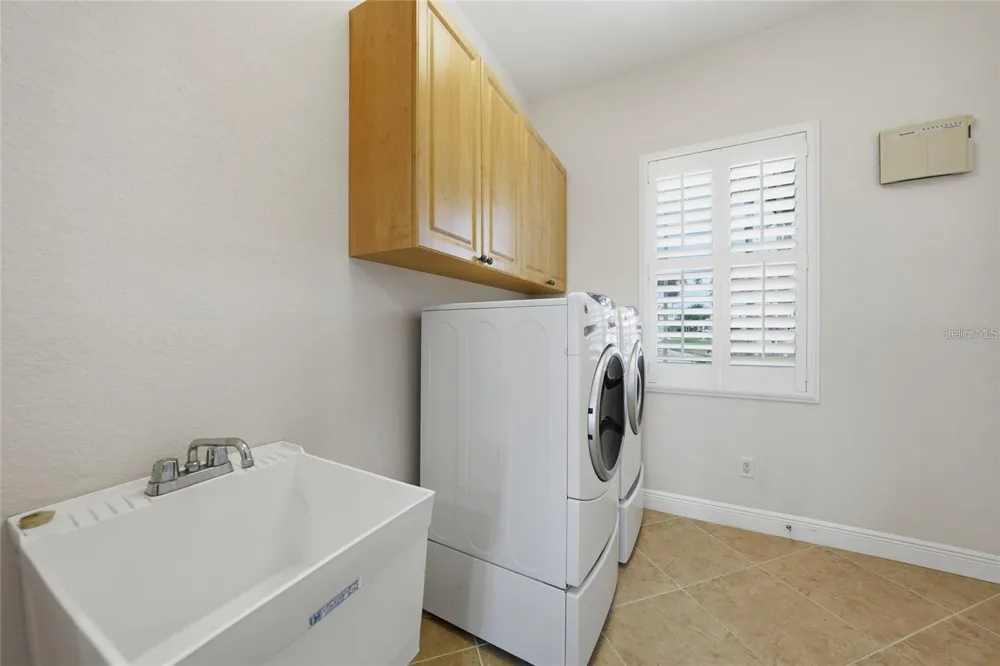 534 CANAL WAY Punta Gorda, FL 33950