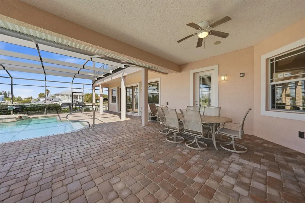 534 CANAL WAY Punta Gorda, FL 33950