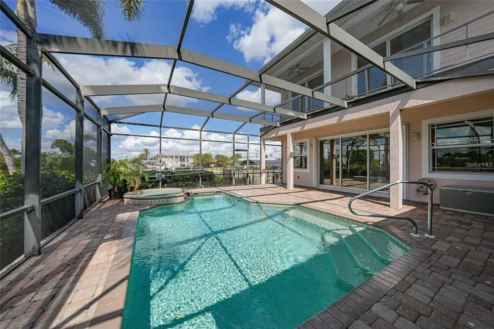 534 CANAL WAY Punta Gorda, FL 33950